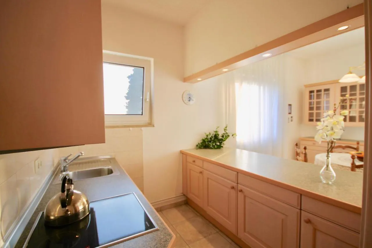 Gardalake View Villa Lazise İtalya